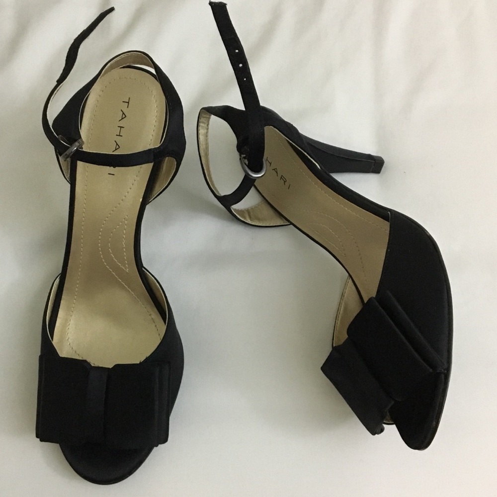 💖 NEW tahari bow ankle strap sandals 6.5
